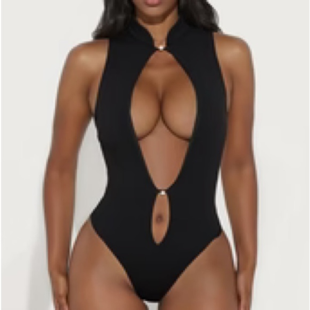 Fashion Nova NEW! Paris Cut Out Mock Neck Bodysuit